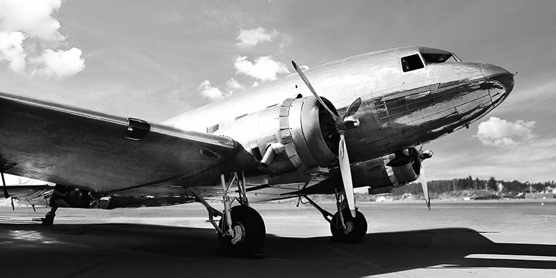 Gasoline Images, Vintage airplane