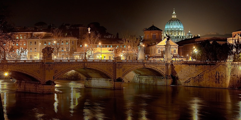 Vadim Ratsenskiy, Rome at night