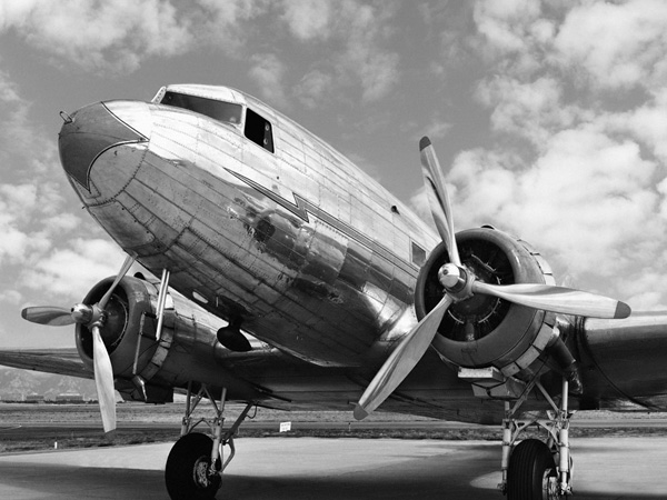 Anonymous, DC-3 in air field, Arizona