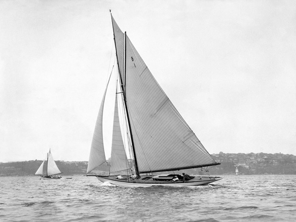 Anonymous, Victorian sloop on Sydney Harbour, 1930