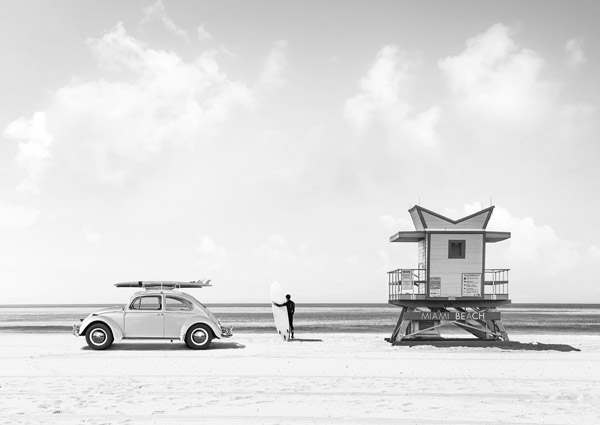Gasoline Images, Waiting for the Waves, Miami Beach (BW)
