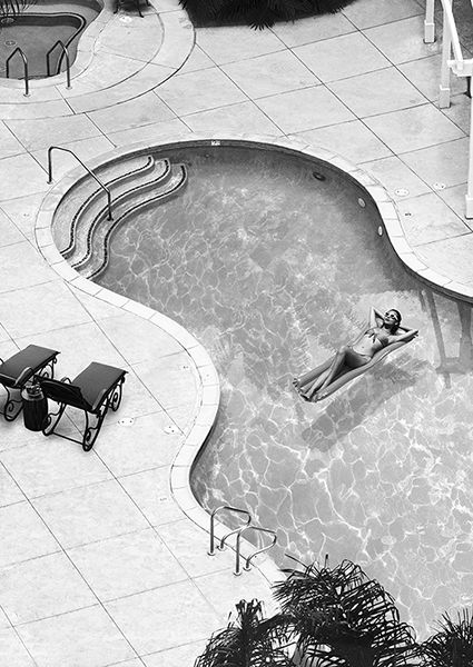Haute Photo Collection, La Piscine III (B&W)