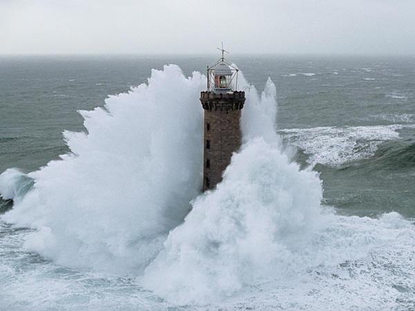 Jean Guichard, Phare de Kéréon