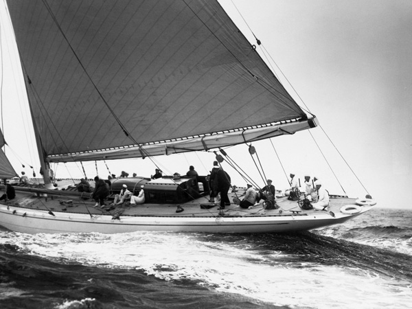Edwin Levick, Yankee Cruising on East Coast, 1936