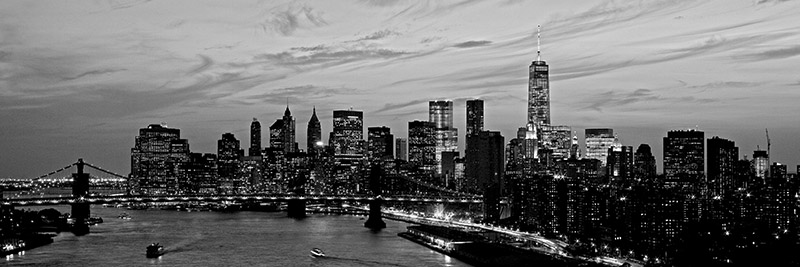 Richard Berenholtz, Lower Manhattan at dusk