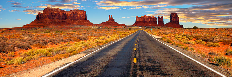 Vadim Ratsenskiy, Road to Monument Valley, Arizona