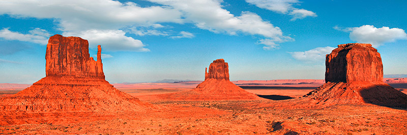 Vadim Ratsenskiy, View to the Monument Valley, Arizona